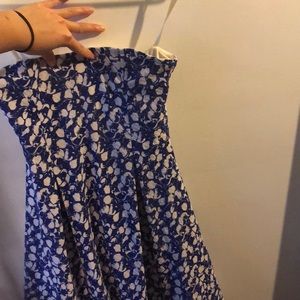 Cooperative blue white flower tube dress size xs